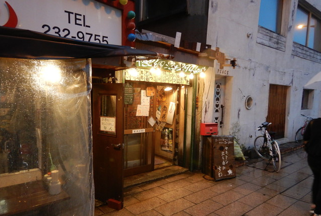 札幌「やきとん立ち飲み『すわ』」