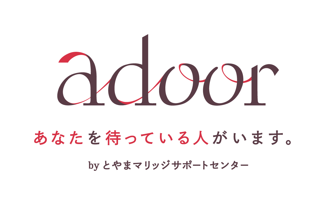 adoor ロゴ